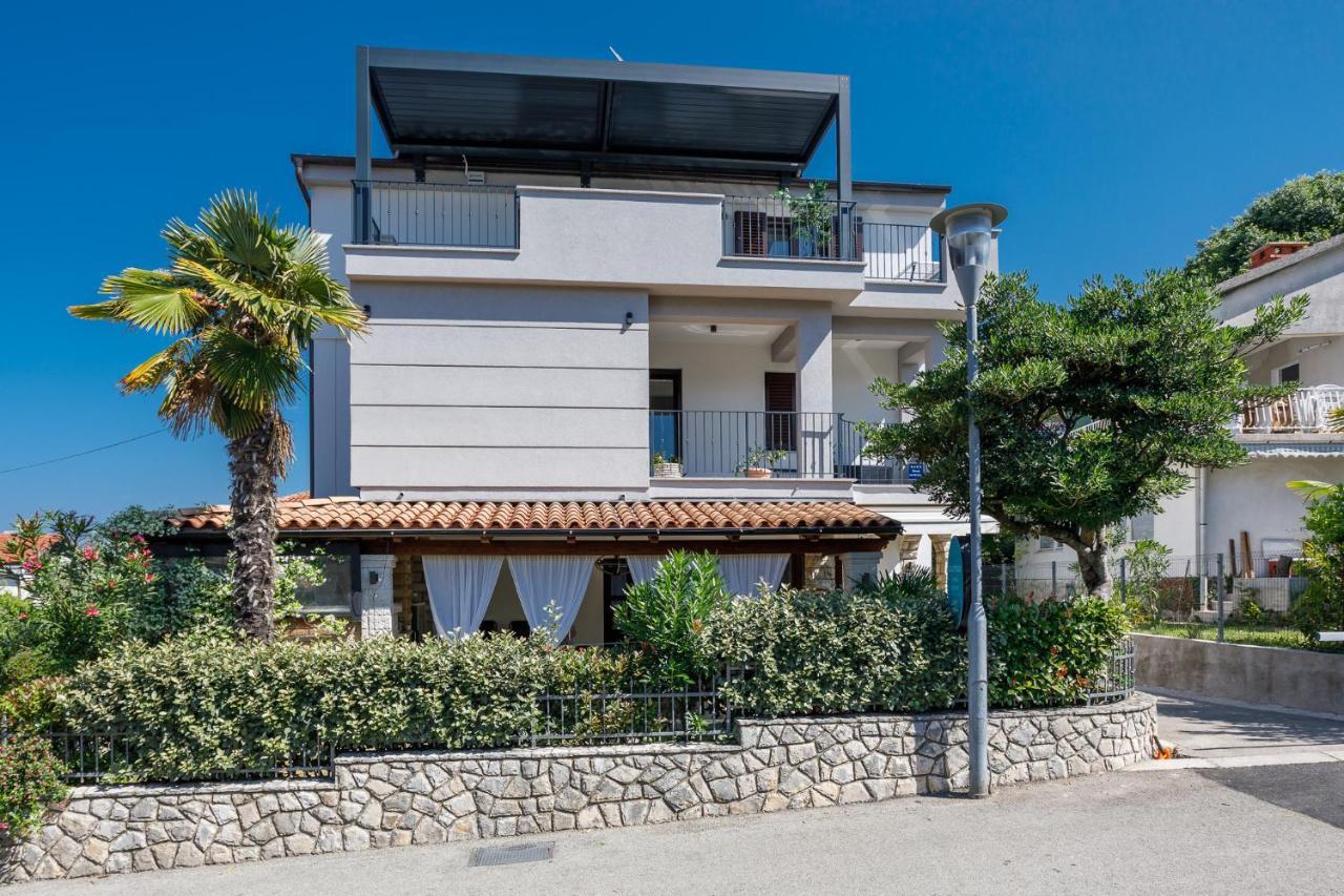 Apartment Rukavina Njivice Exteriér fotografie